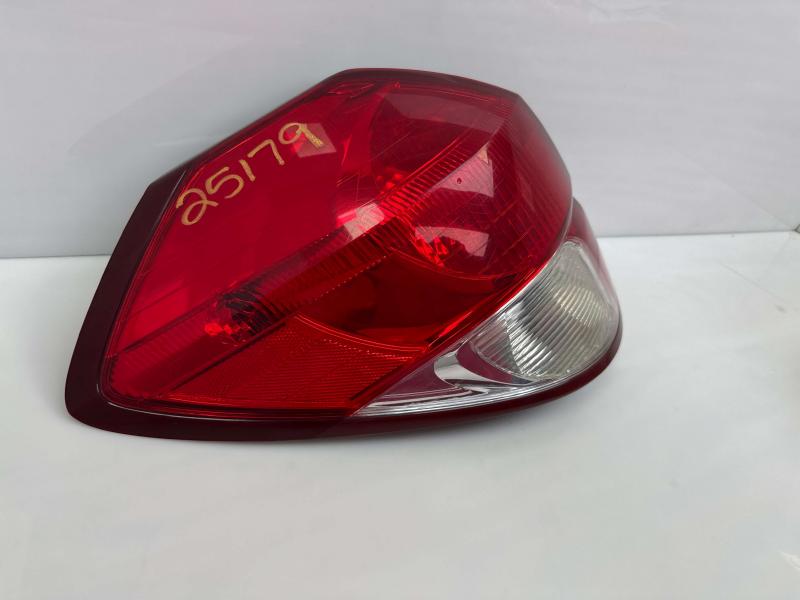 2008 Subaru Legacy Tail Light Assembly