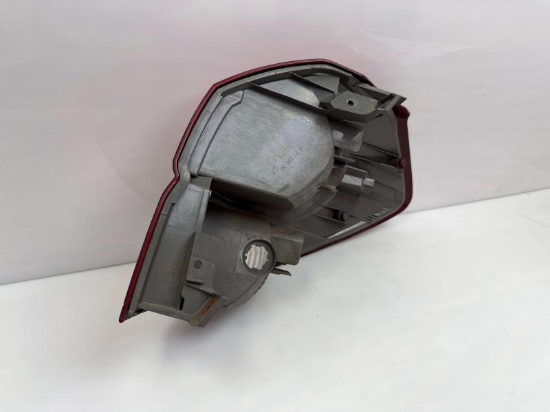 2008 Subaru Legacy Tail Light Assembly