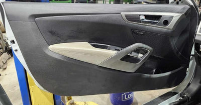 2012 Hyundai Veloster Front Door Trim Panel Left Driver Side Black/Gray OEM 823072V010YGY,LH