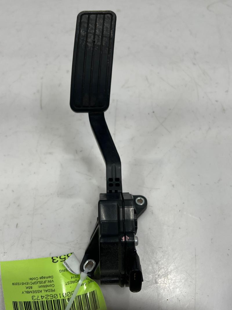 2014 - 2016 Subaru Forester Accelerator Pedal Assembly OEM 36010FJ010