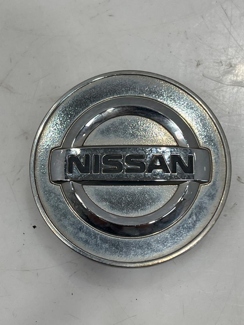 2014 Nissan Sentra Center Cap