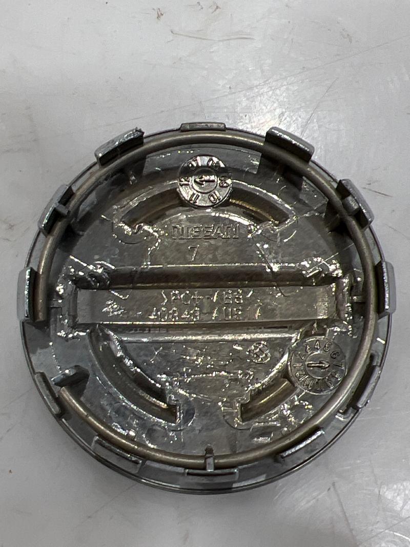 2014 Nissan Sentra Center Cap