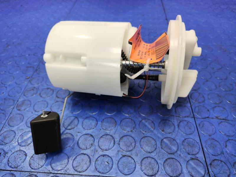 2015-2019 Subaru Legacy Outback 2.5L Fuel Pump Assembly Genuine OEM 42021AL02B