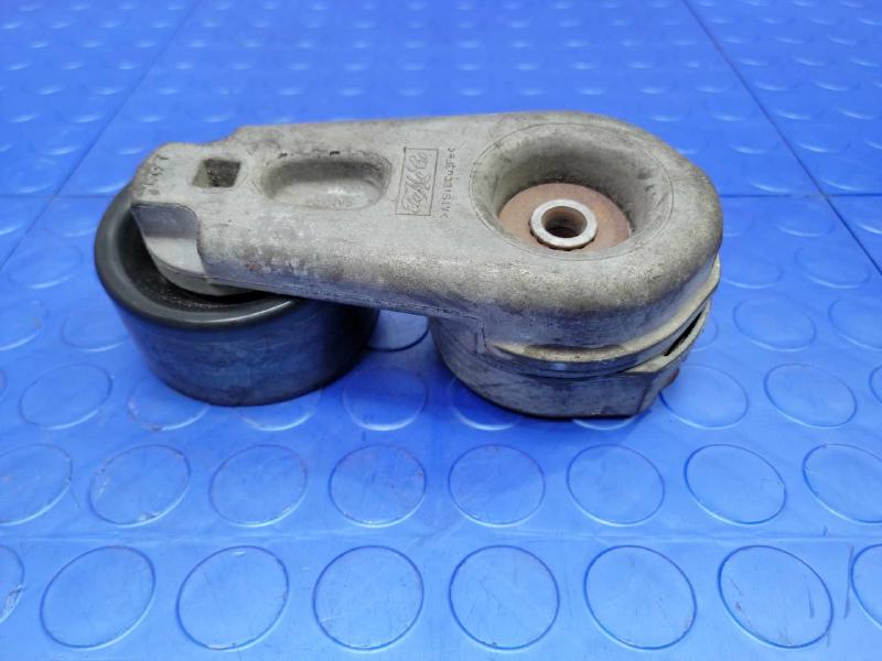 2013 Ford F-350 Super Duty Engine Belt Tensioner