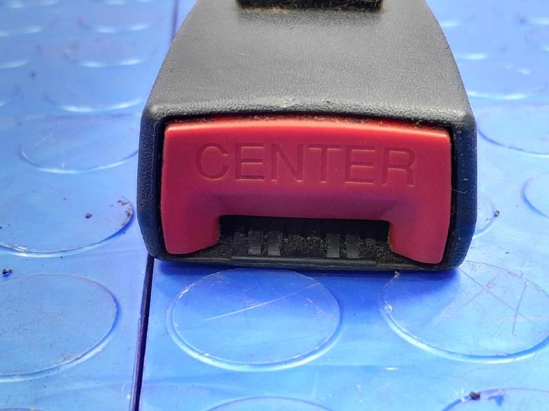 2011 Ford F-250 Super Duty Front Seat Belt