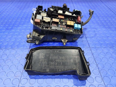 2010 Toyota Prius Engine Compartment Fuse Box Relay Junction Block OEM 8262075010