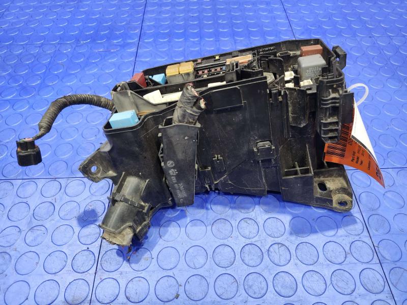 2010 Toyota Prius Engine Compartment Fuse Box Relay Junction Block OEM 8262075010