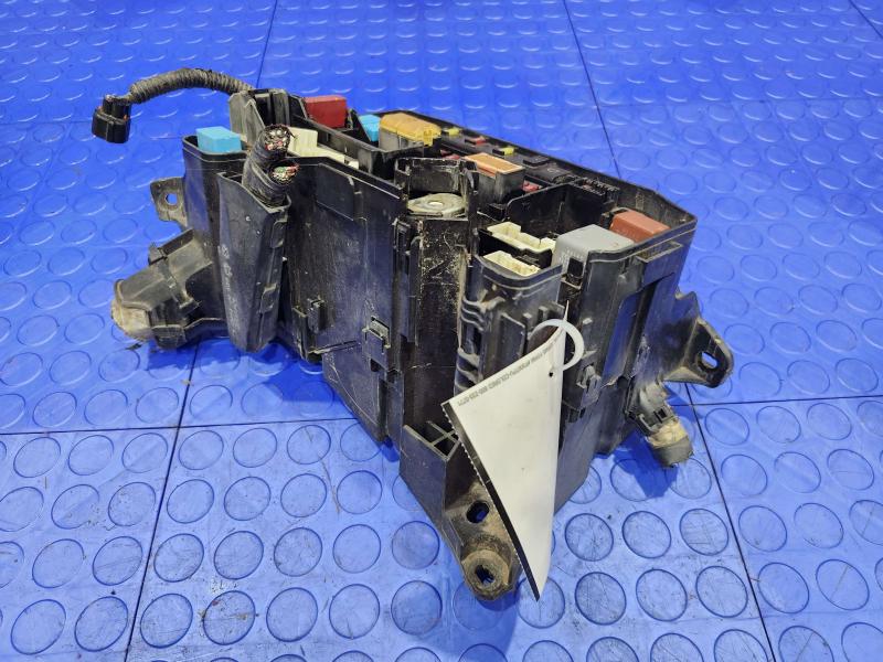 2010 Toyota Prius Engine Compartment Fuse Box Relay Junction Block OEM 8262075010