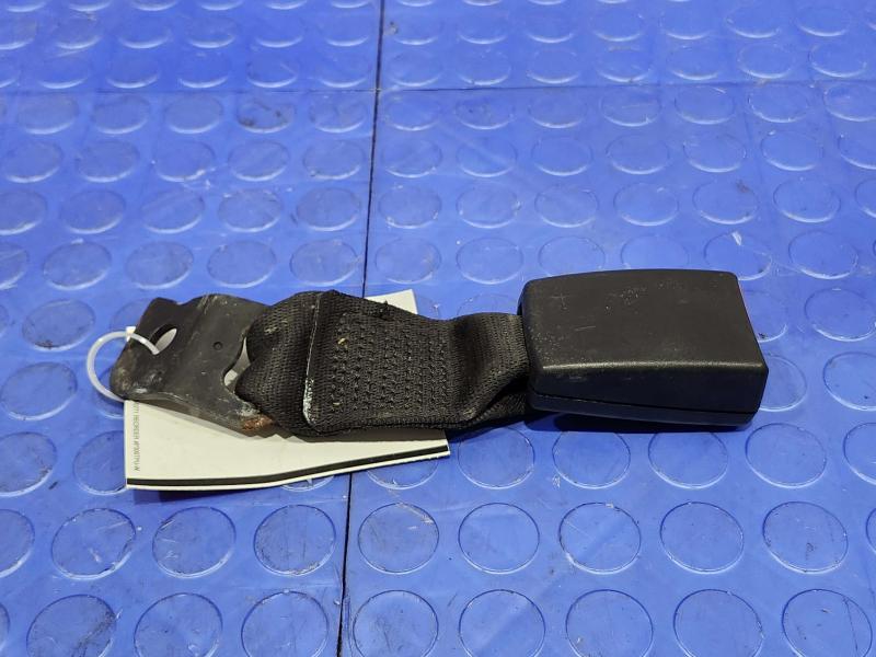 2008 BMW 128i Rear Seat Belt