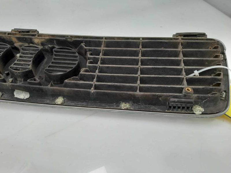 1995 Audi Cabr Grille