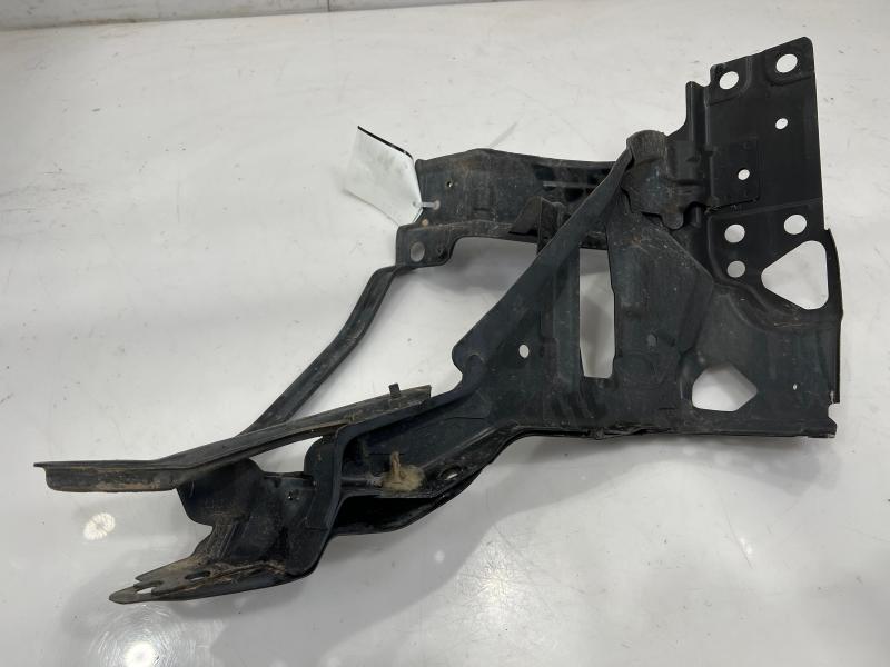 2003 Nissan 350Z Radiator Support