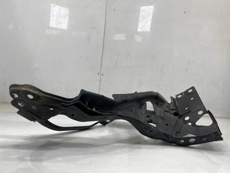 2003 Nissan 350Z Radiator Support
