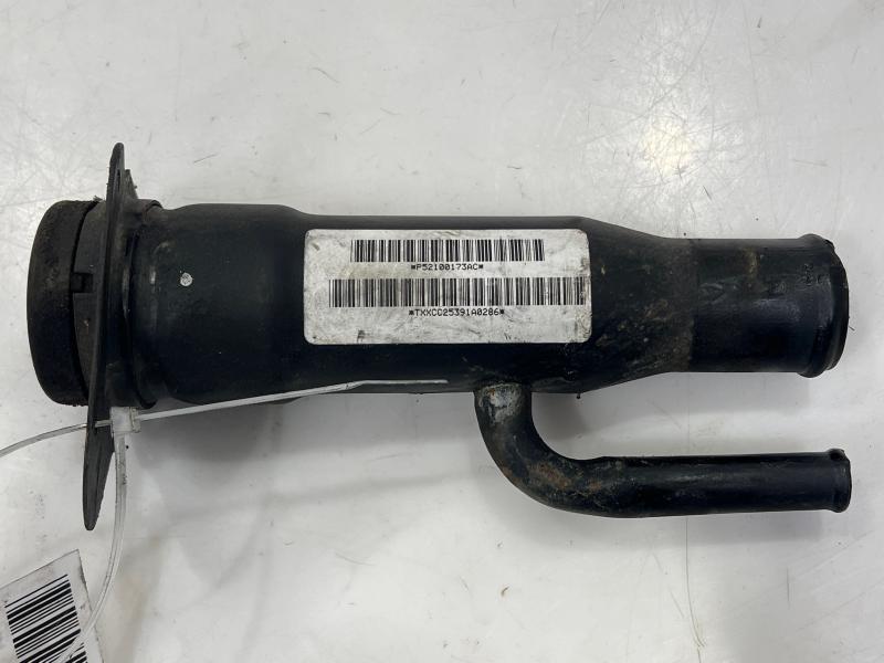 2000 2001 Jeep Cherokee Fuel Filler Neck Filler Pipe Assembly OEM 52100173AC