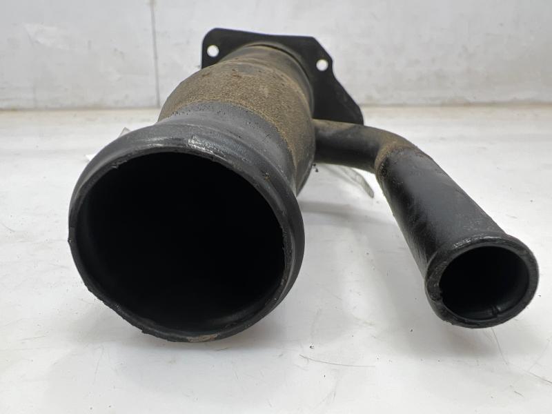 2000 2001 Jeep Cherokee Fuel Filler Neck Filler Pipe Assembly OEM 52100173AC