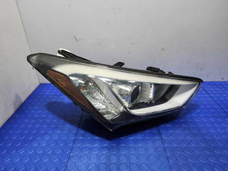 2013 Hyundai Santa Fe Headlamp Assembly