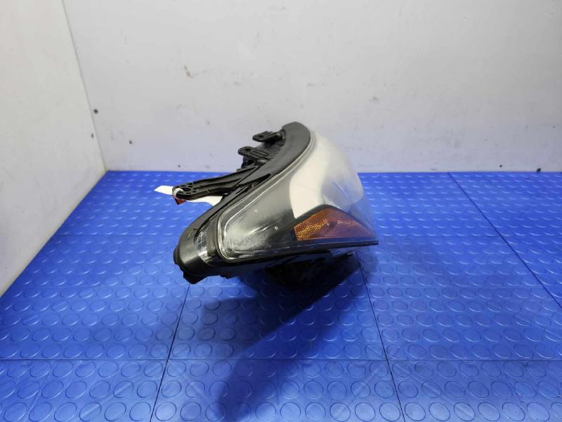 2013 Hyundai Santa Fe Headlamp Assembly