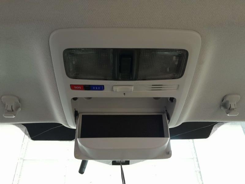 2016 Subaru Forester Front Console