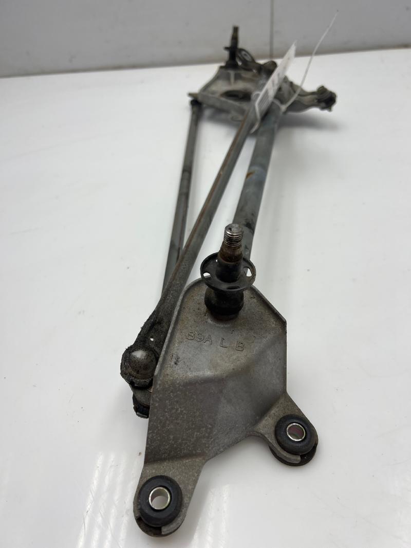 2002 2003 Honda CRV Windshield Wiper Linkage Transmission OEM 76530S9AA01