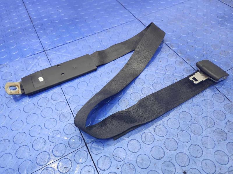 2010 Dodge Ram 1500 Front Seat Belt