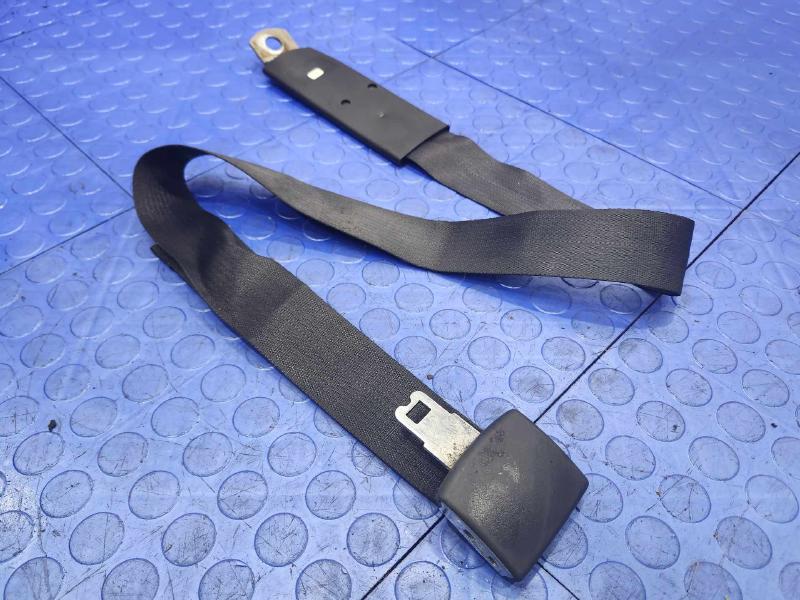 2010 Dodge Ram 1500 Front Seat Belt