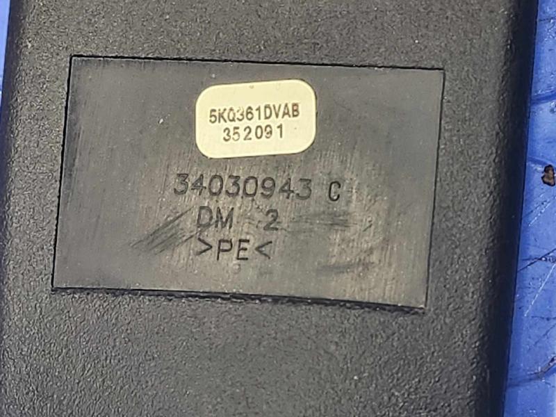 2010 Dodge Ram 1500 Front Seat Belt