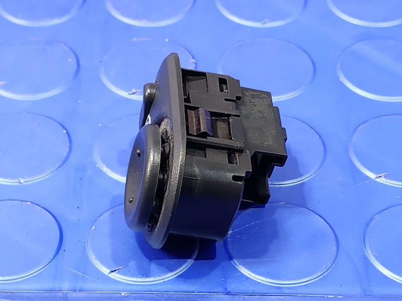 2015 Chevrolet Camaro Door Switch Front