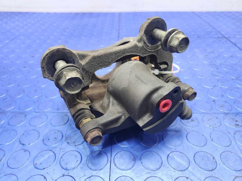 2013 Lexus GS 350 Caliper