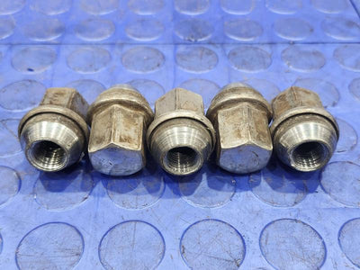 2015 Jeep Grand Cherokee Lug Nuts