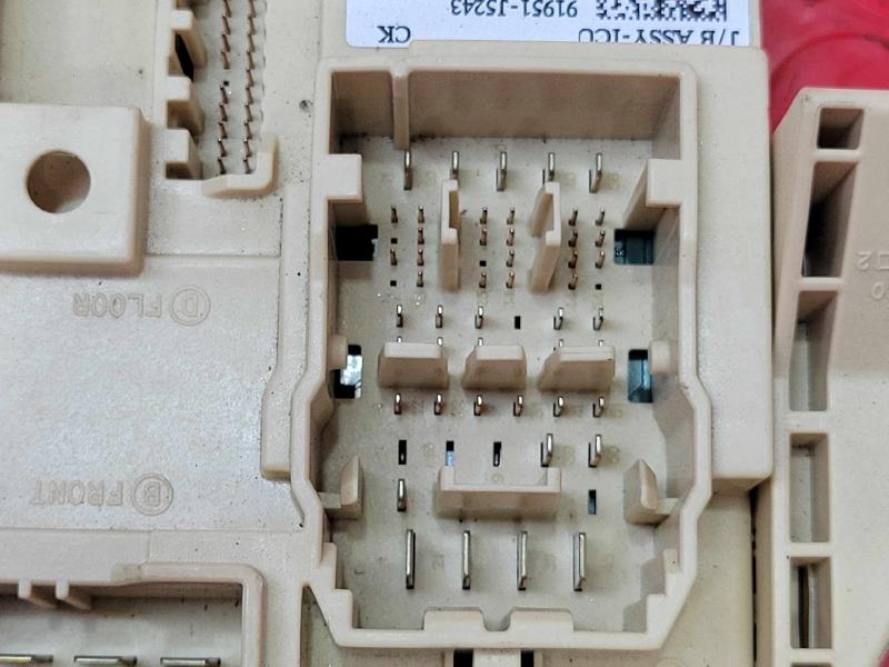 2020 Kia Stinger Cabin Fuse Box