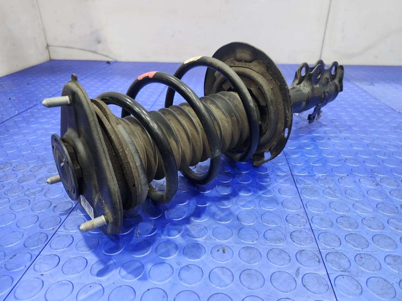 2017 Toyota Prius Strut Assembly