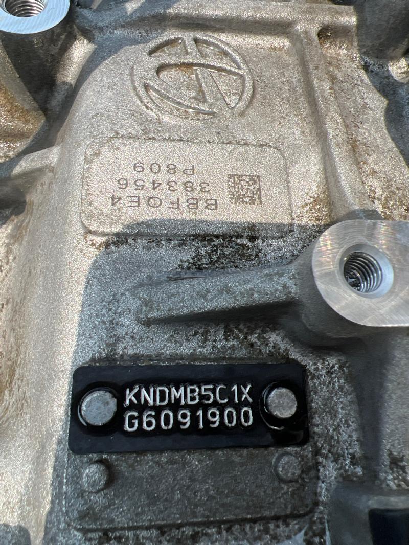 2016 Kia Sedona Transmission Assy.