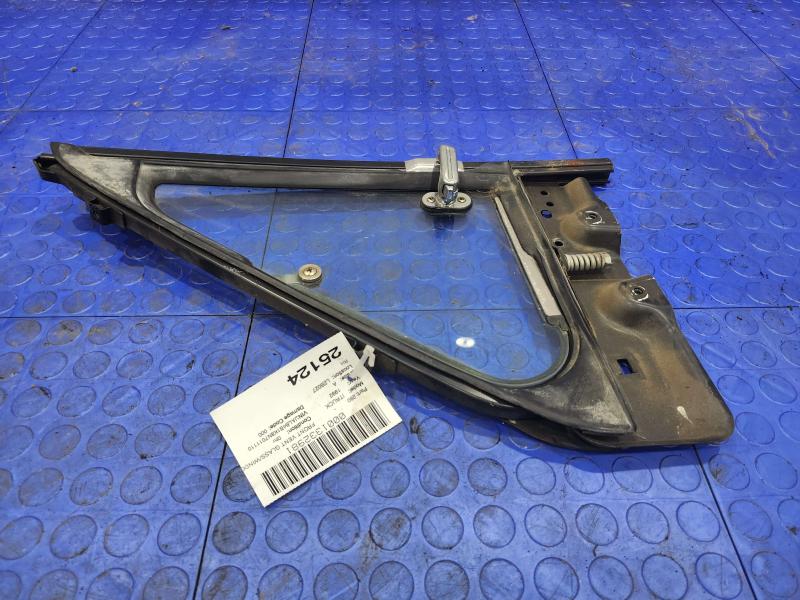 1992 Isuzu NPR Front Vent Glass/Window