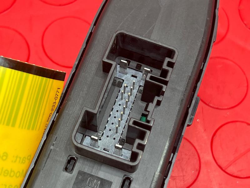 2016 Chevrolet Volt Door Switch Front