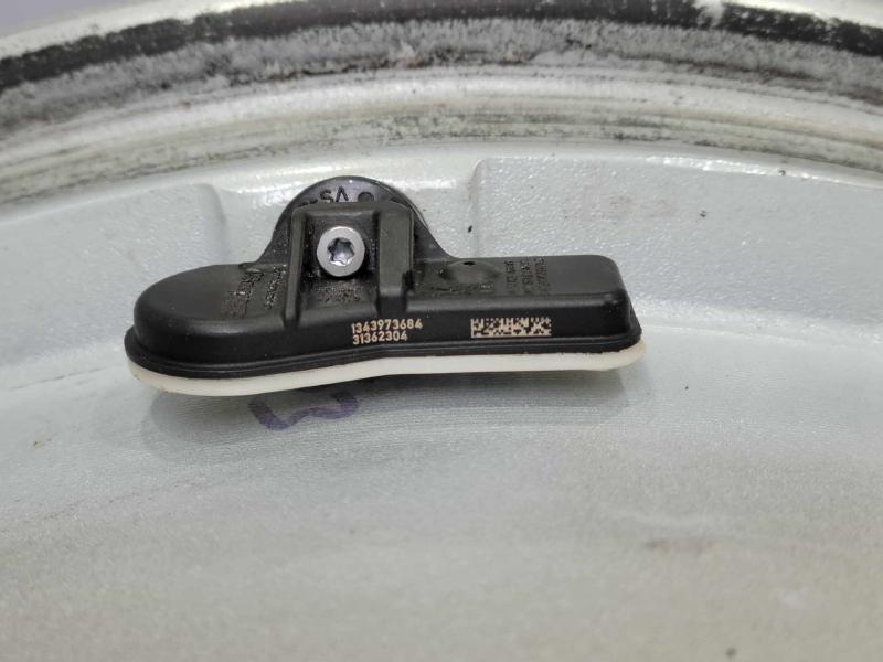 2016 Volvo XC90 Wheel
