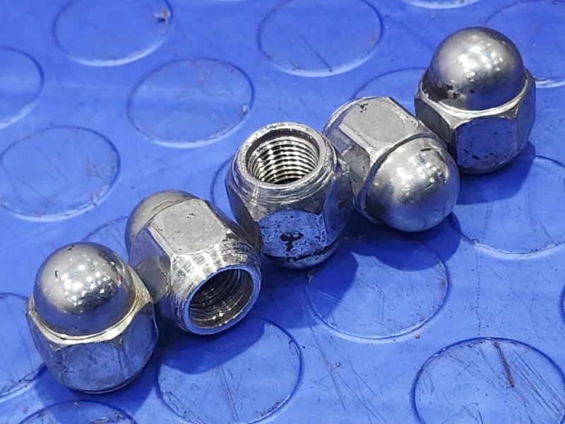 2012 Subaru Impreza Lug Nuts