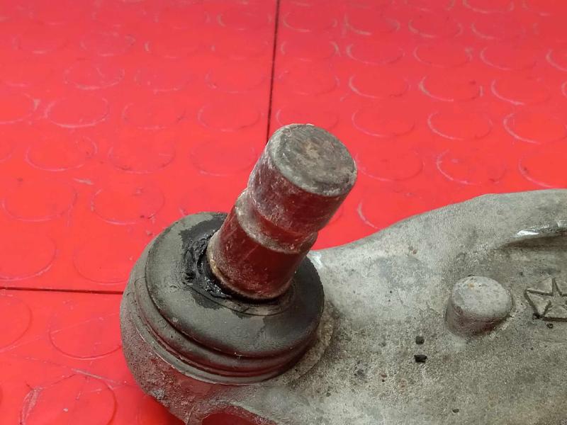 2016 Chrysler 200 Lower Control Arm Front