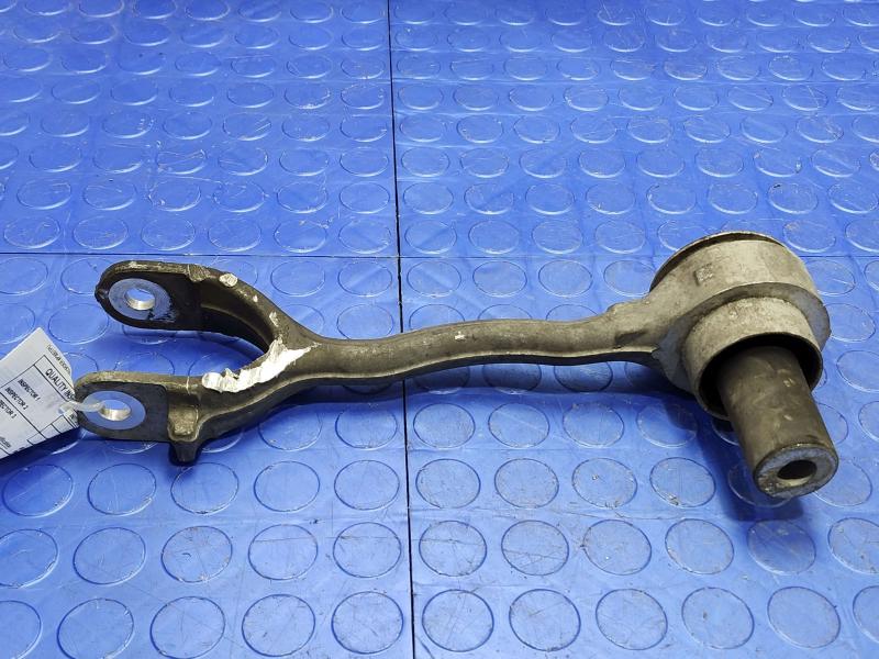 2017 Jaguar XE Lower Control Arm Rr