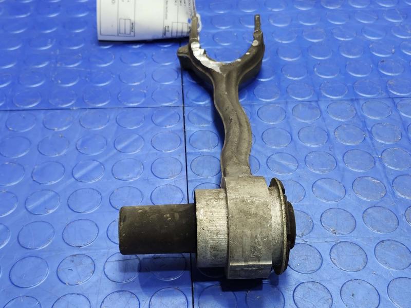 2017 Jaguar XE Lower Control Arm Rr
