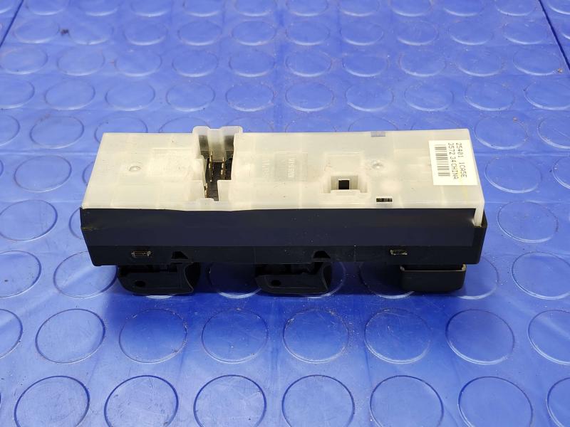 2013 Infiniti FX35 Door Switch Front