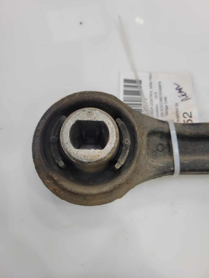2014 Chrysler 300 Lower Control Arm Front