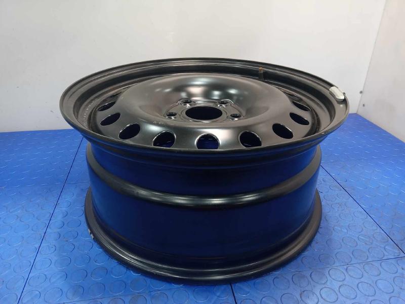 2012 Jeep Grand Cherokee Wheel