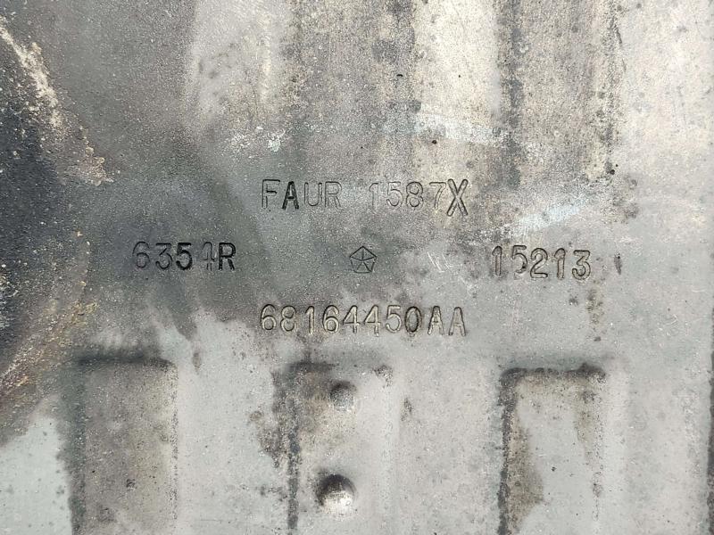 2013 Chrysler 300 Muffler