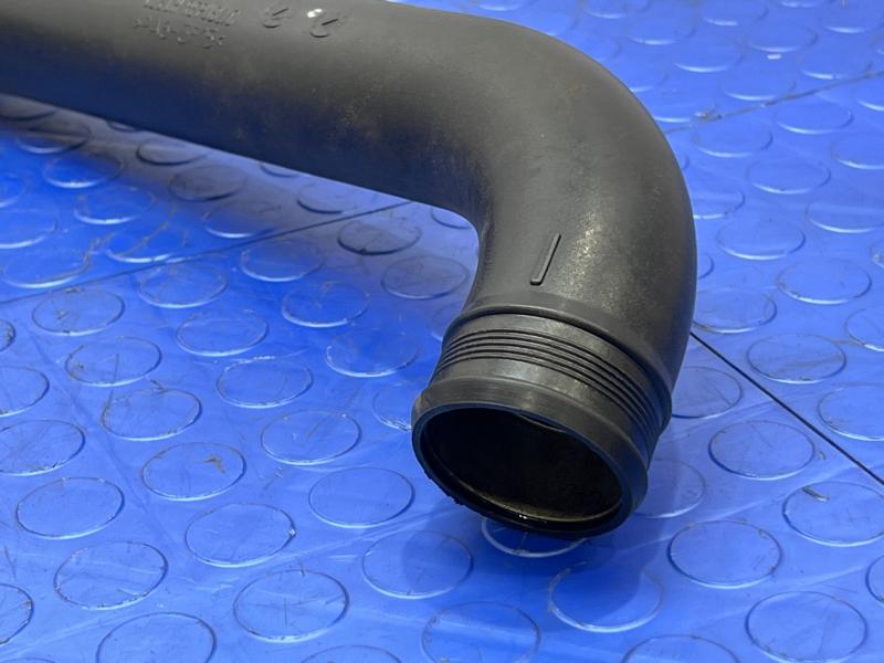 2011-2016 Volvo S60 T5 2.5L Charge Air Pipe Intercooler Pipe OEM 30636784