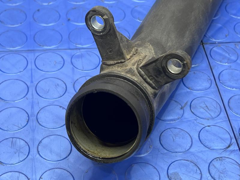 2011-2016 Volvo S60 T5 2.5L Charge Air Pipe Intercooler Pipe OEM 30636784