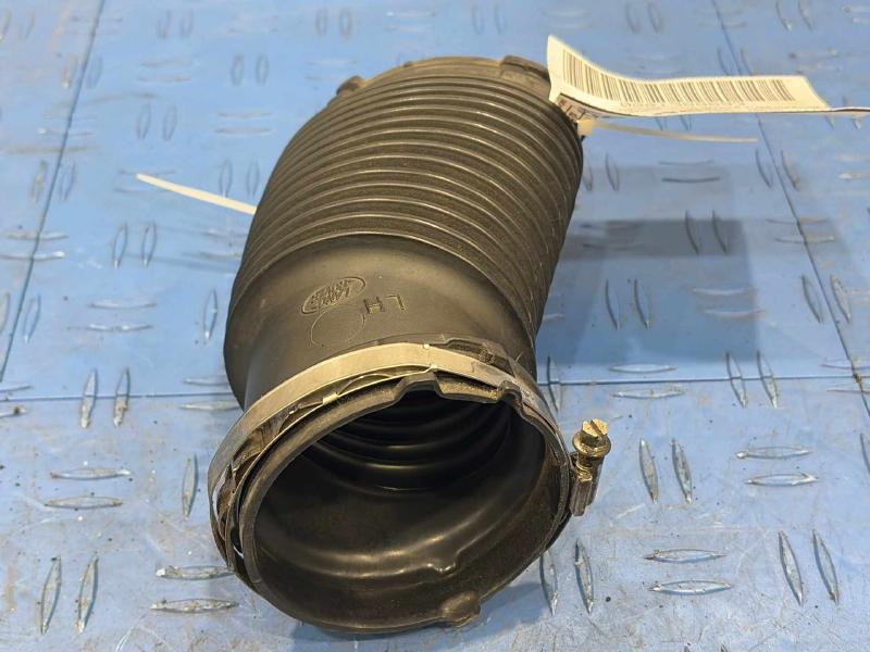 2016 Land Rover Range Rov Air Intake Tube/Resonator