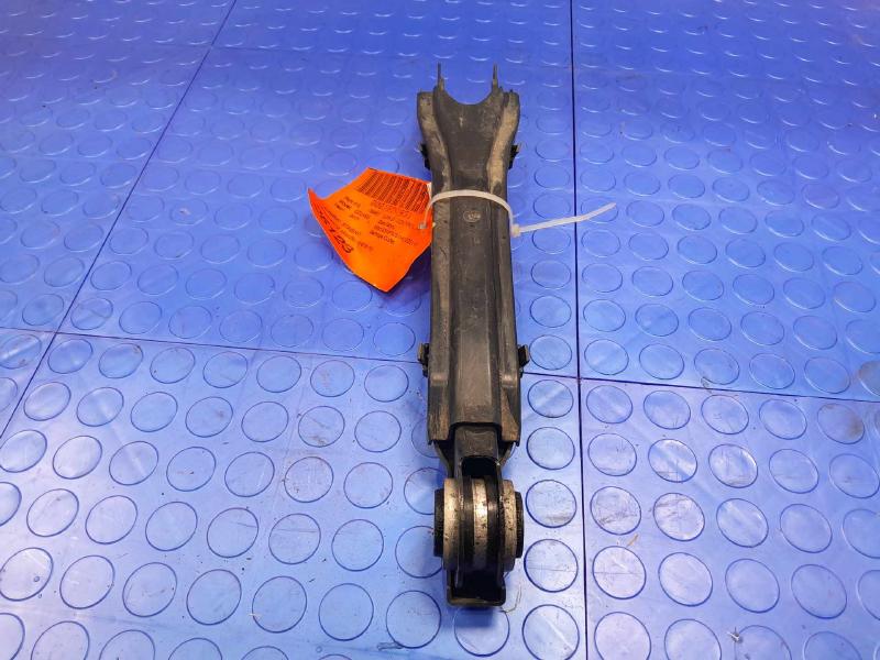 2017 Mercedes C-Class Lower Control Arm Rr