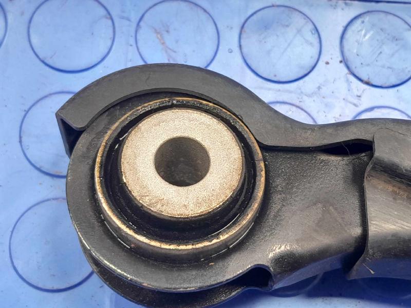 2017 Mercedes C-Class Lower Control Arm Rr
