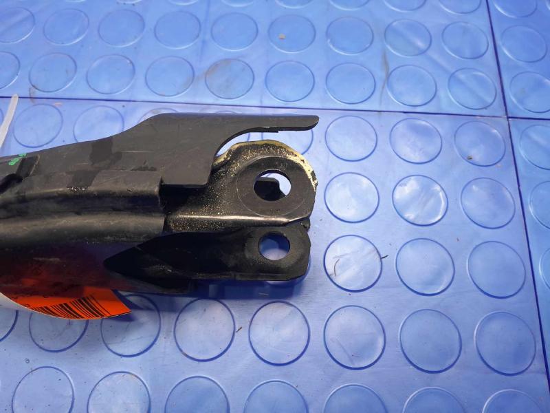 2017 Mercedes C-Class Lower Control Arm Rr