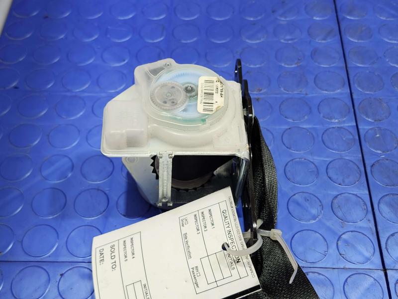 2014 Nissan Maxima Rear Seat Belt