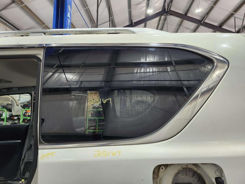 2011 Infiniti QX56 Quarter Glass/Window